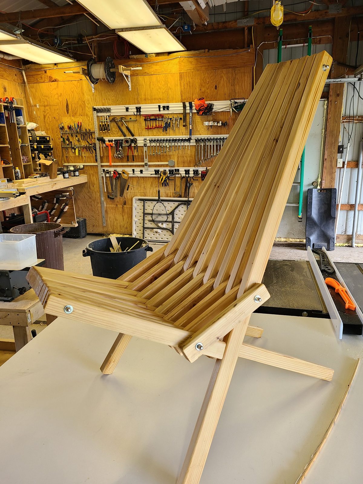Folding slat chair